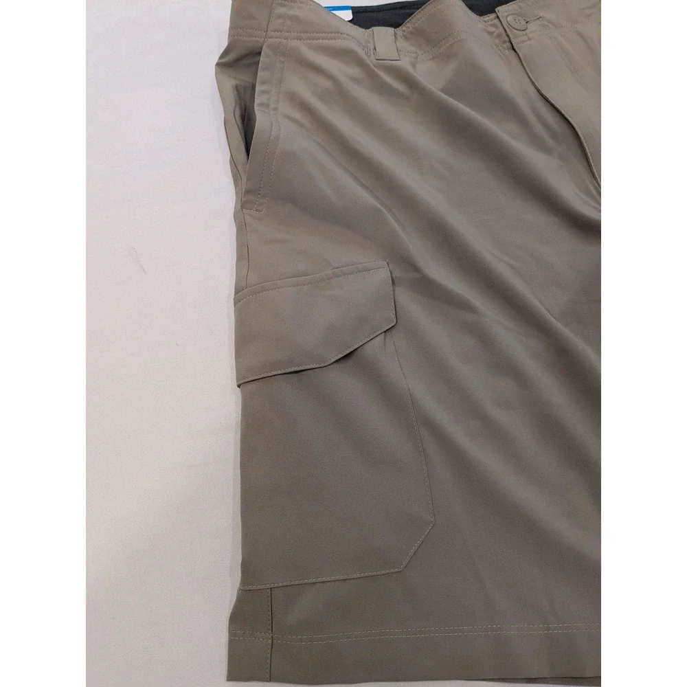 Columbia Eaglecrest Shorts Men 40 Dark Beige Omni-Shade Cargo Hiking Outdoor NWT